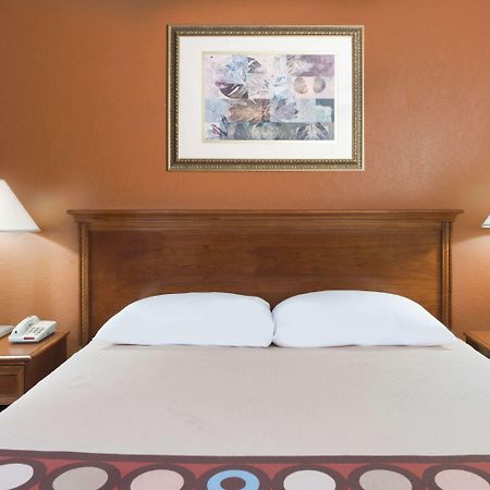 Super 8 By Wyndham Taylorville Il Ngoại thất bức ảnh