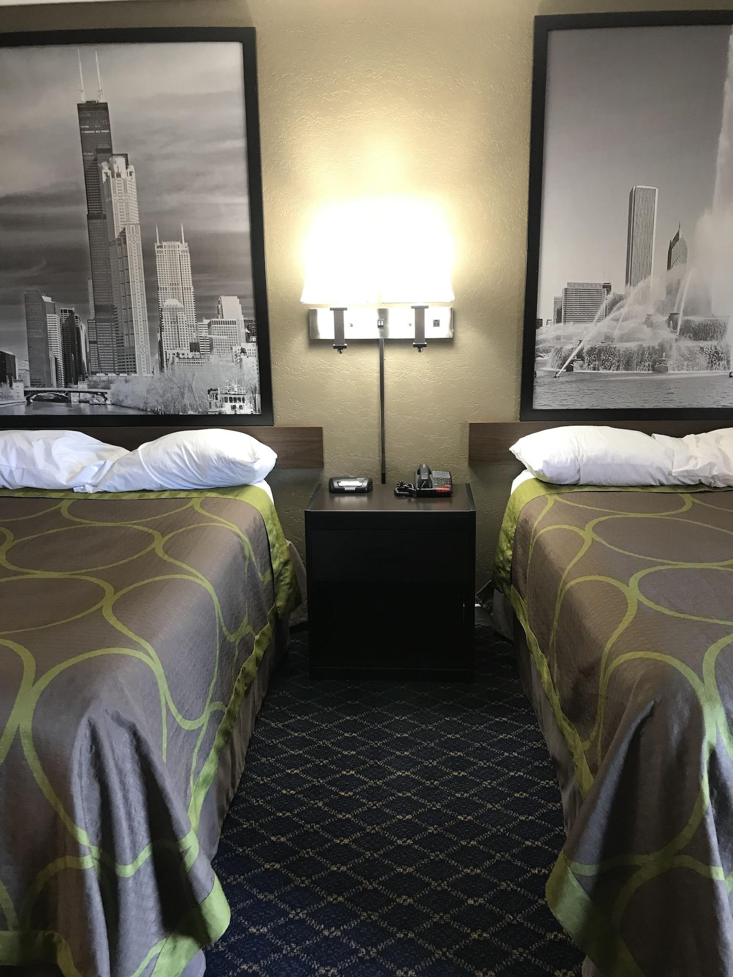 Super 8 By Wyndham Taylorville Il Ngoại thất bức ảnh