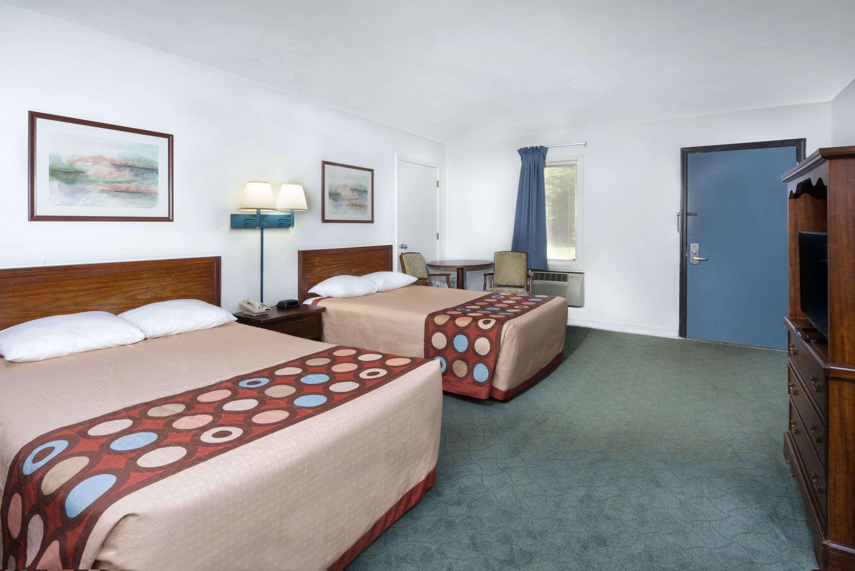 Super 8 By Wyndham Taylorville Il Ngoại thất bức ảnh