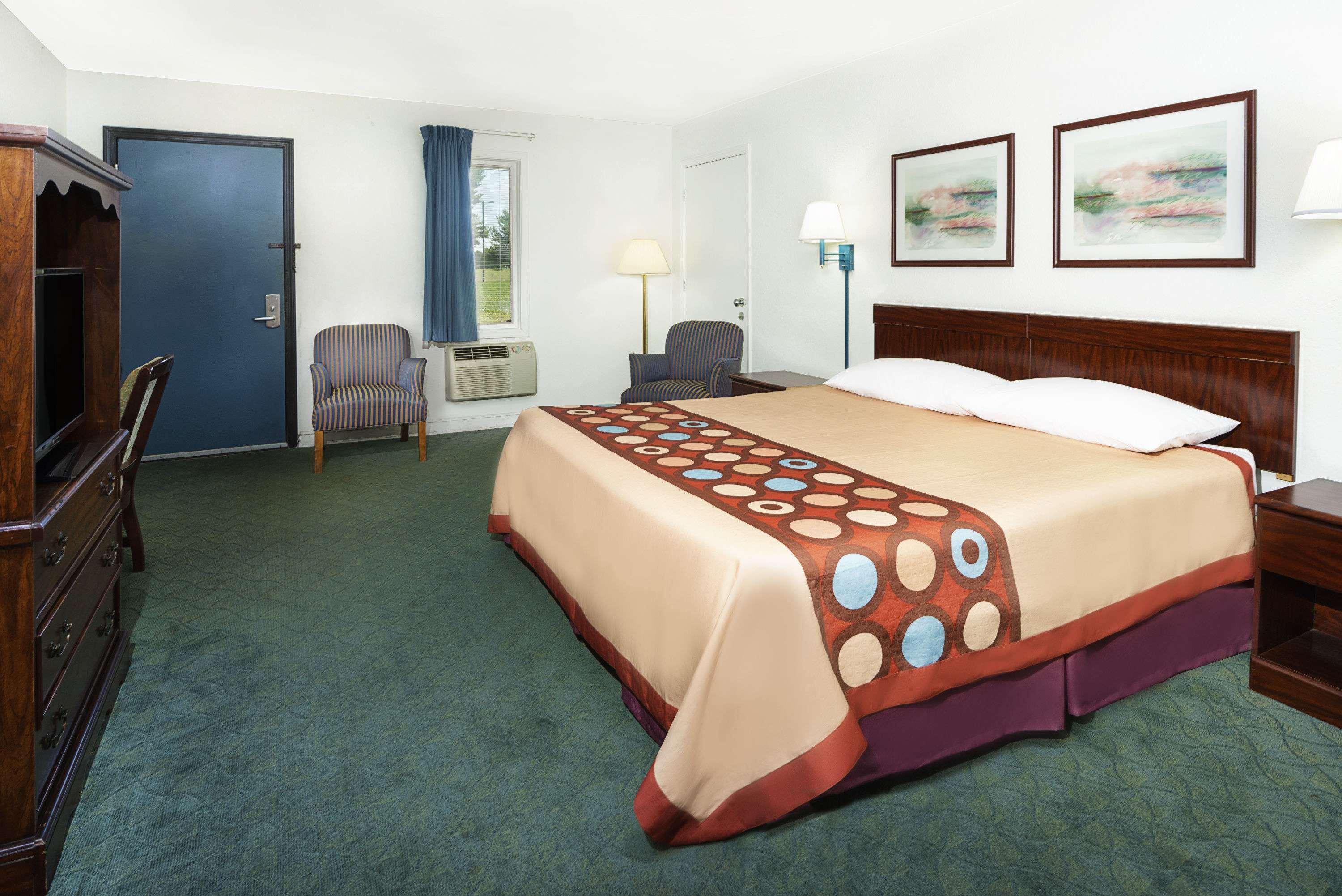 Super 8 By Wyndham Taylorville Il Ngoại thất bức ảnh